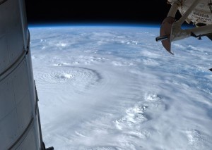 -typhoons-pacific-natural-disasters_73272_600x450